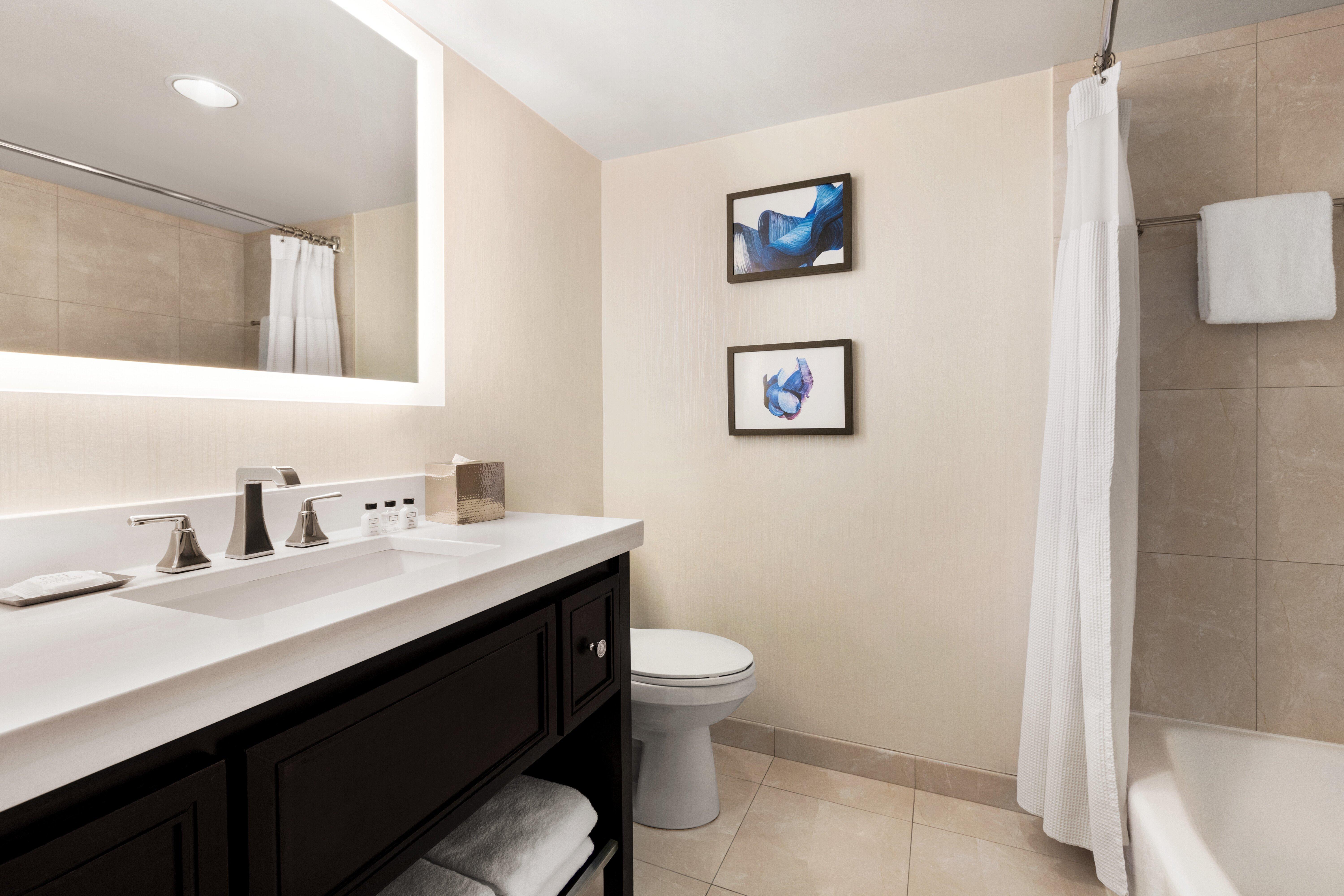 Crowne Plaza Philadelphia King Of Prussia Hotel ภายนอก รูปภาพ