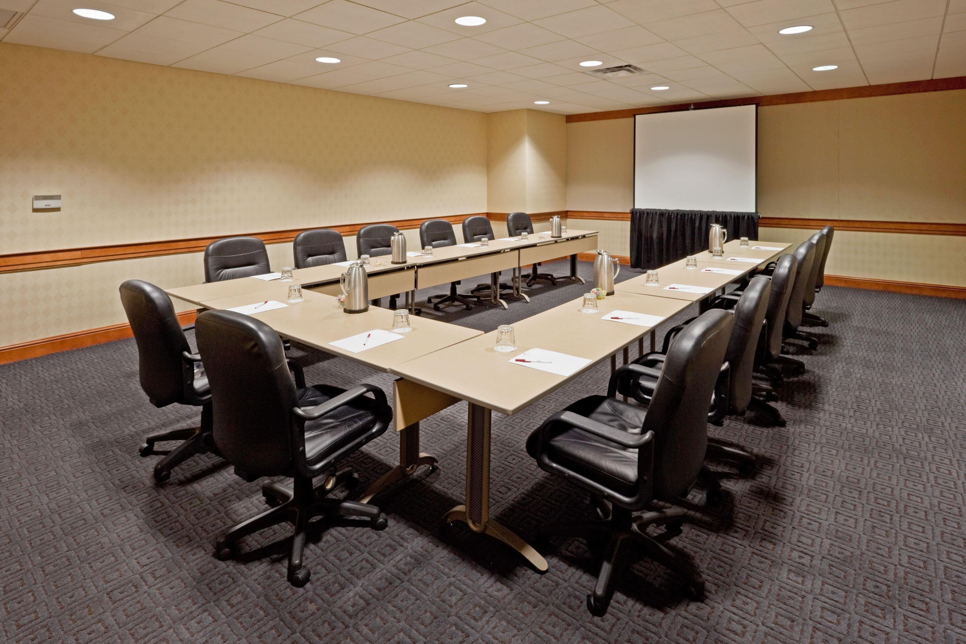 Crowne Plaza Philadelphia King Of Prussia Hotel ภายนอก รูปภาพ
