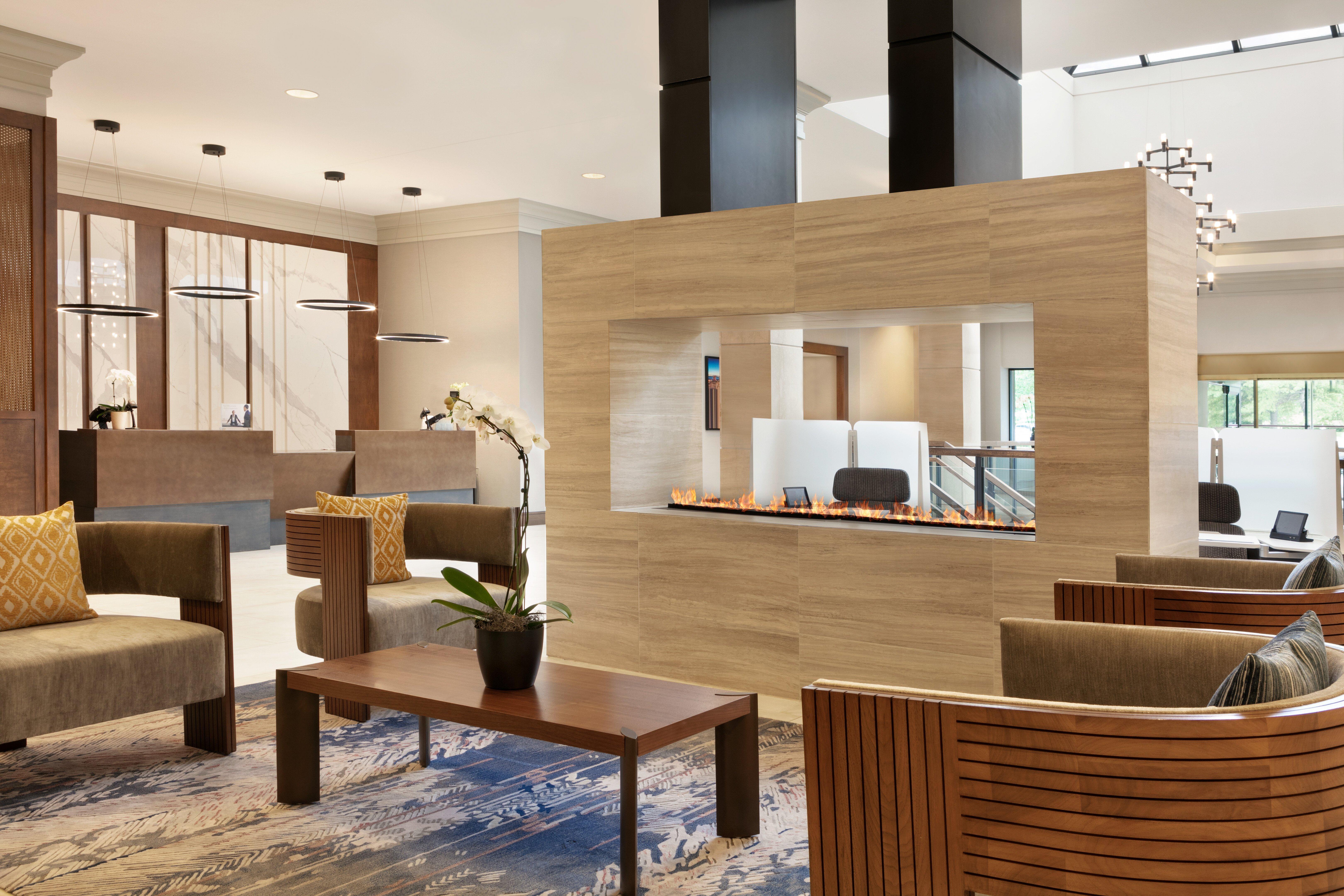 Crowne Plaza Philadelphia King Of Prussia Hotel ภายนอก รูปภาพ
