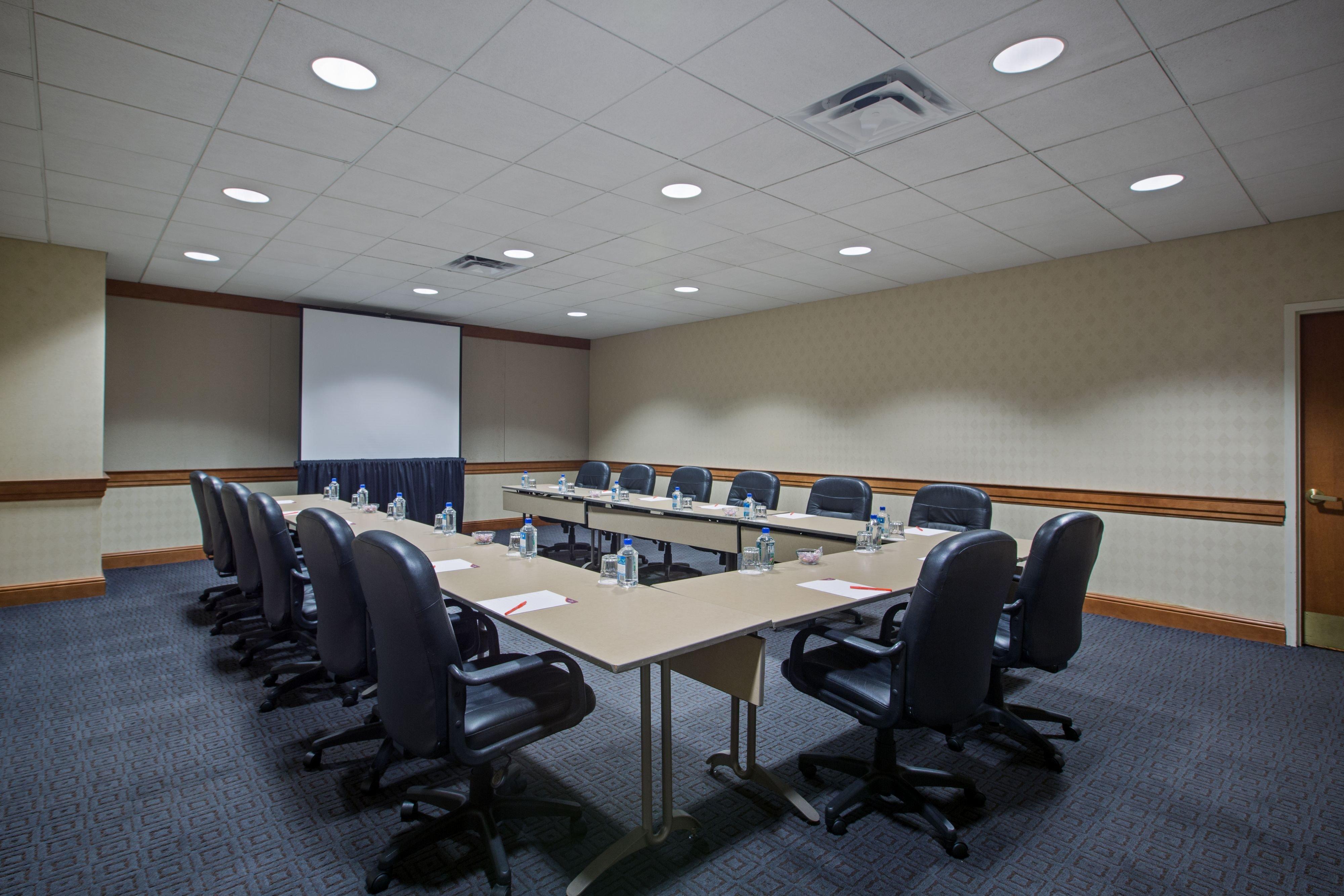 Crowne Plaza Philadelphia King Of Prussia Hotel ภายนอก รูปภาพ